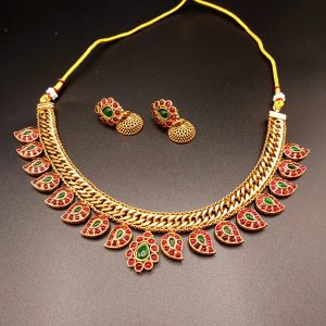 Chain design necklace sets