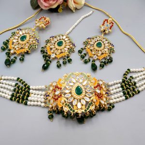 Multi theme choker sets